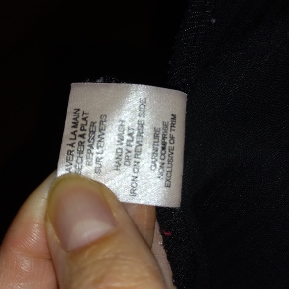 KOLLONTAI SIZE XS, BLACK & Red Tunic - Picture 14 of 16